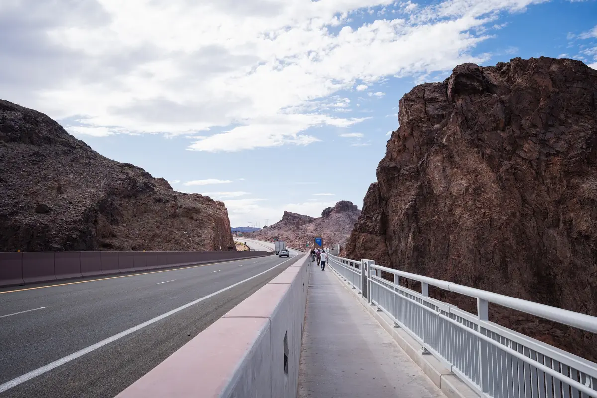 Pedestrian walkway on the Mike O'Callaghan–Pat Tillman Memorial Bridge